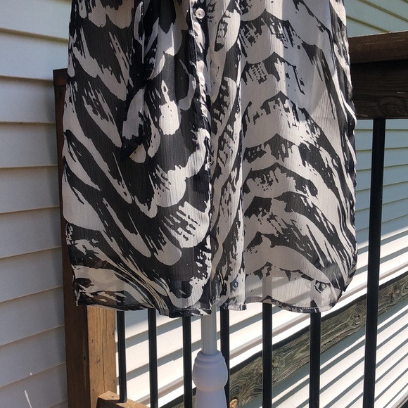 Pretty Shirt Dress by Express - Picture 5 of 17